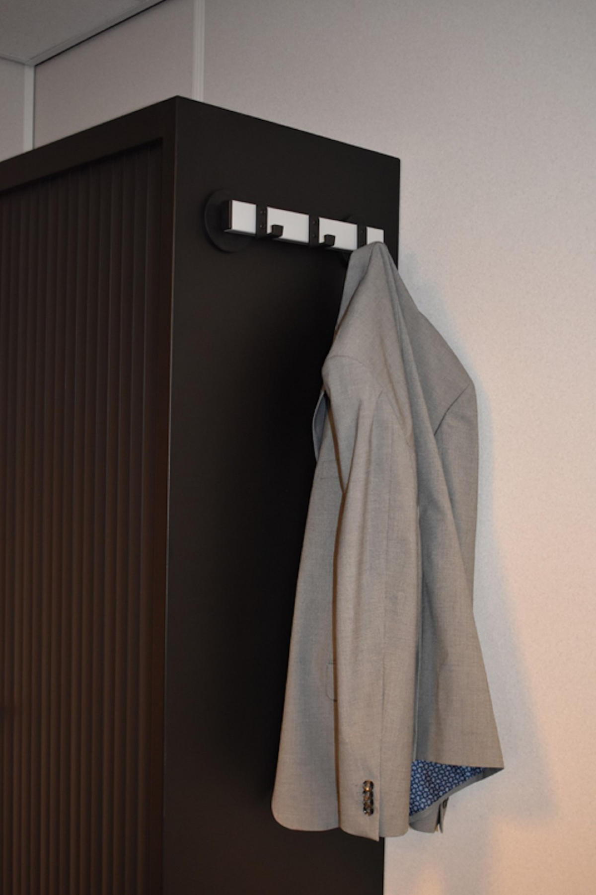 GARDEROBE Magnetisch Mit 3 Haken 10x8x30 cm Schwarz & Silber - Schwarz, Metall (8/10/30cm) - PROREGAL