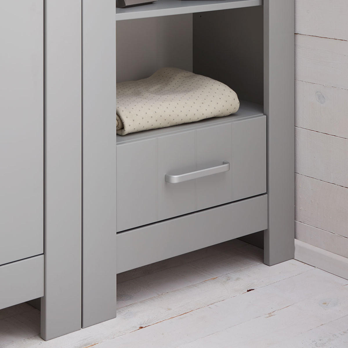 KNIHOVNA šedá - šedá, kompozitní dřevo (69.8/204.8/45cm) - Petits-meubles