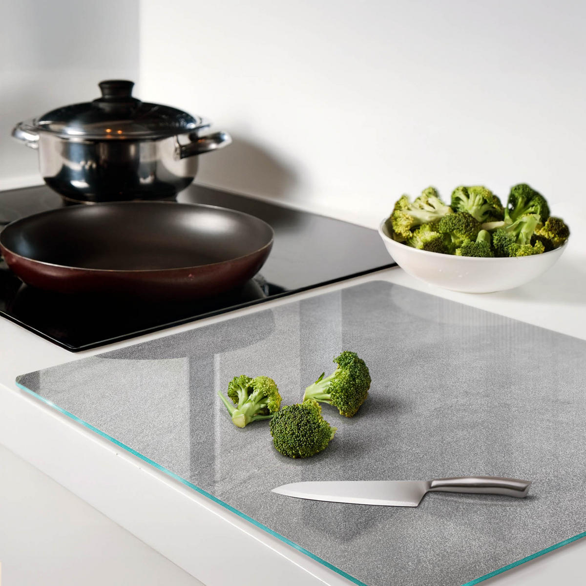 GLASPLATTE 60x52 cm Graue Wand - Grau, Glas (60/0.4/52cm) - TULUP