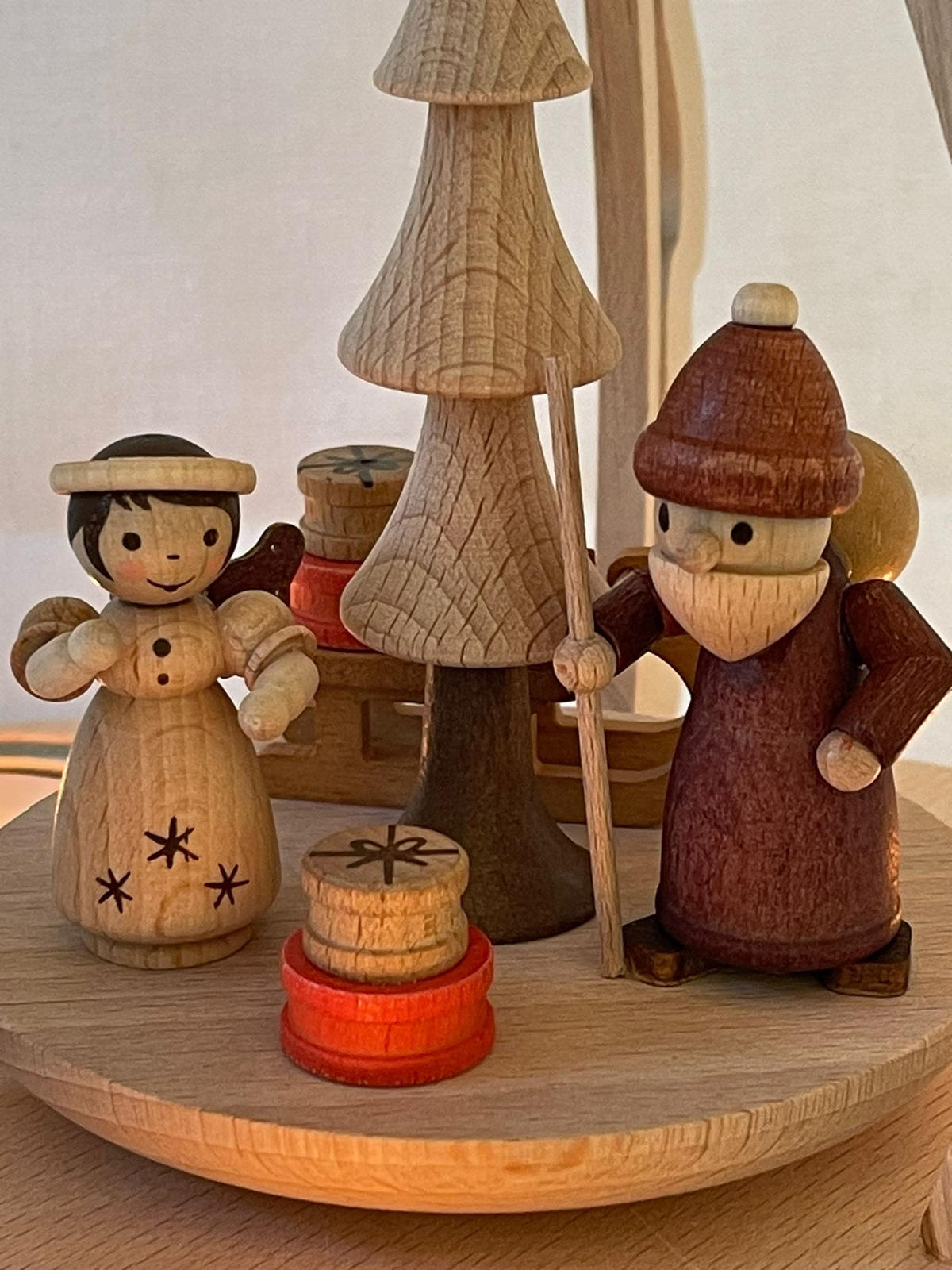 PYRAMIDE Bescherung für 3 Teelichter 23/23/27 cm - Multicolor, Holz (23/27/23cm)