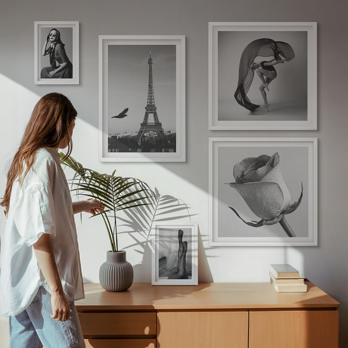 BILDER SET 5er Set - 50x50 cm & 20x30 cm & 40x60 cm Weißer Rahmen - Stilvolle Porträts eleganter Frauen - Weiß, Kunststoff (40/60cm) - TULUP