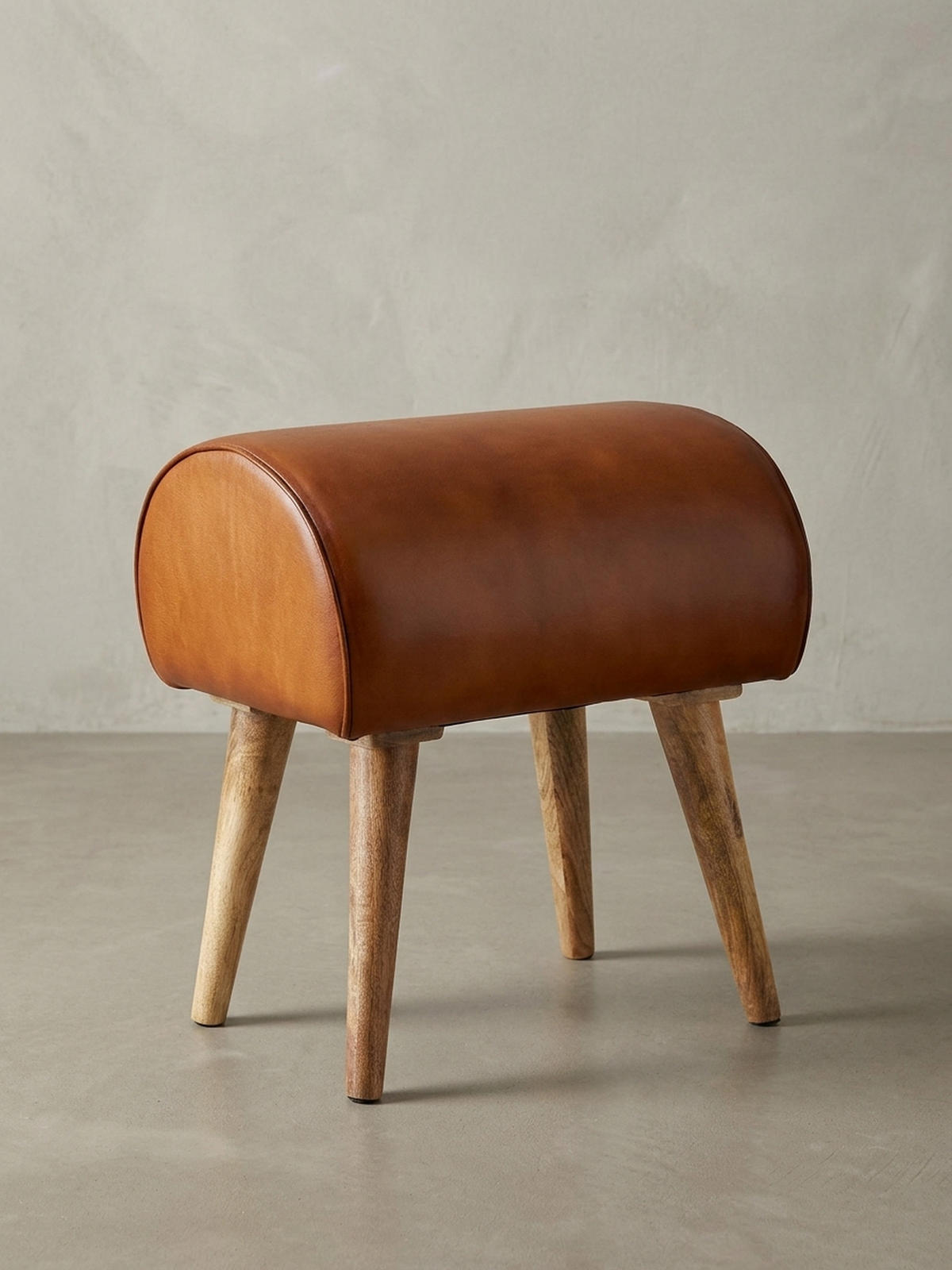 SITZHOCKER – Echtleder/Massivholz, 45x53x40 cm, 120 kg Belastbarkeit - Braun, Mangoholz/Leder (45/53/40cm) - KADIMA DESIGN