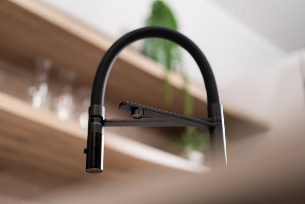 4-WEGE-KÜCHENARMATUR, Schwarz Matt, 2-Strahl-Brause - Schwarz, Metall (20.61/48/20.61cm) - VIZIO