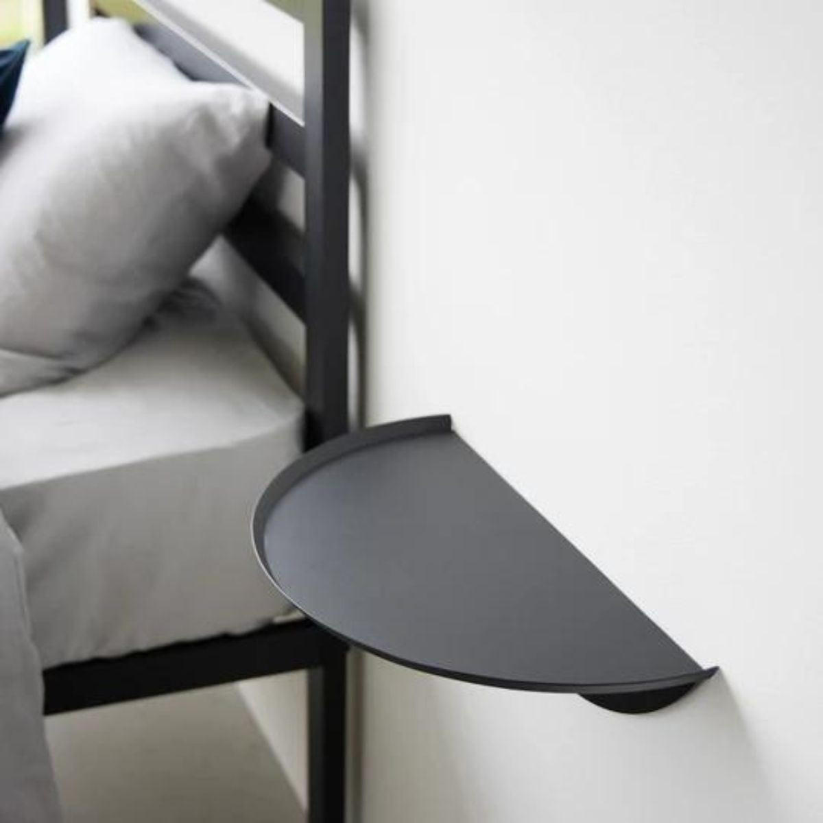 WANDREGAL - tower 40/22/11,7 cm - Schwarz, Metall (22/11.7/40cm) - Yamazaki