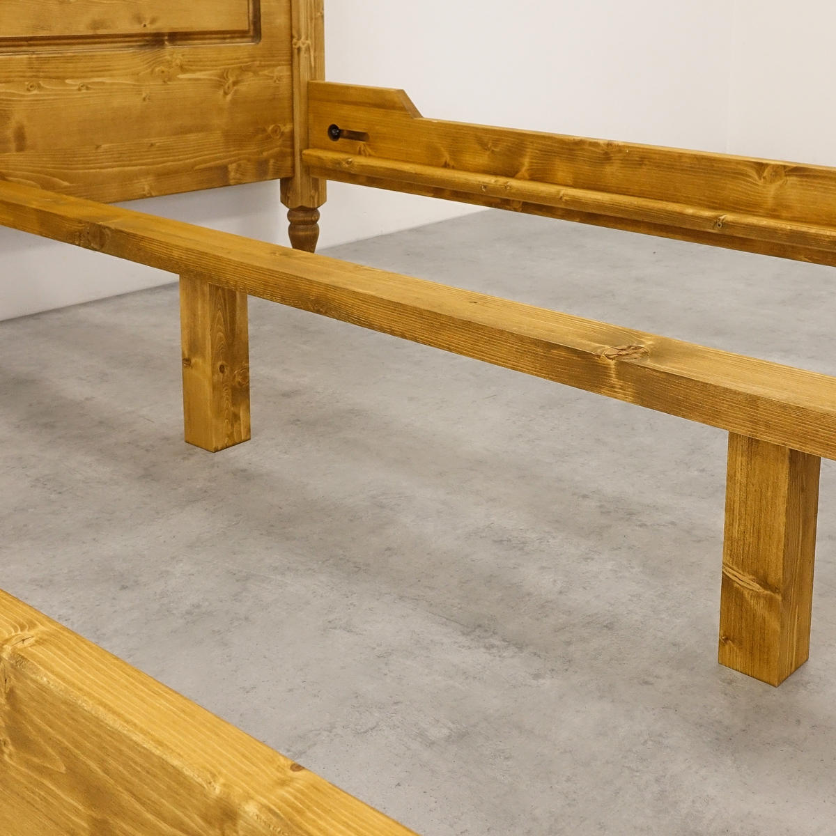 BETT aus Massivholz CHARLOTTE - Hellbraun, Holz (140/200cm) - Seart