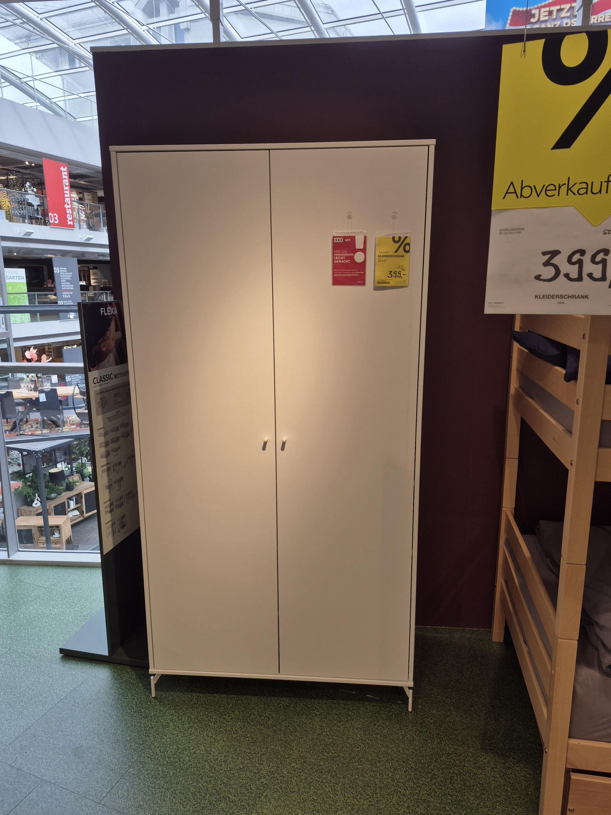 Drehtürenschrank Saga - Flexa