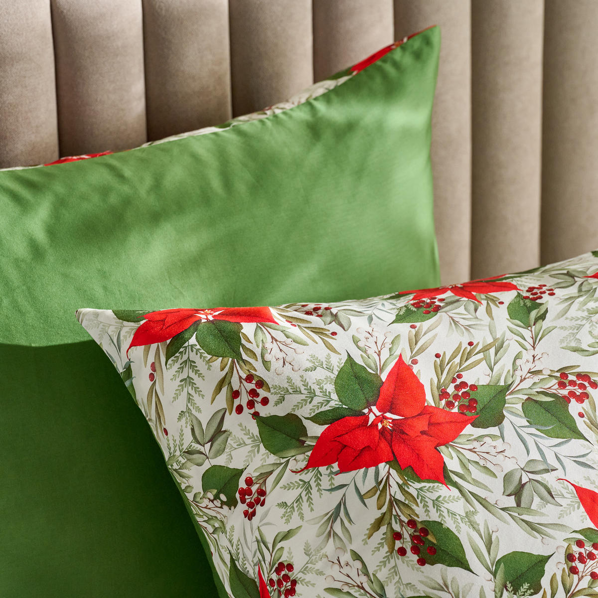 BETTWÄSCHE Satin POINSETTA, 160x200 cm, Rot, Winter Weihnachten Bettbezug, Weihnachtsdeko, Christmas, Weihnachtsmotiv - Rot, Textil (160/200cm) - home&you