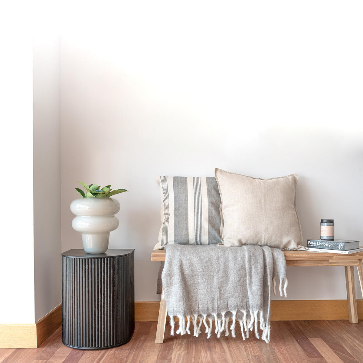 HOCKER Duna mit Stauraum - Schwarz, Holz (35/45/32.8cm) - Woodendot
