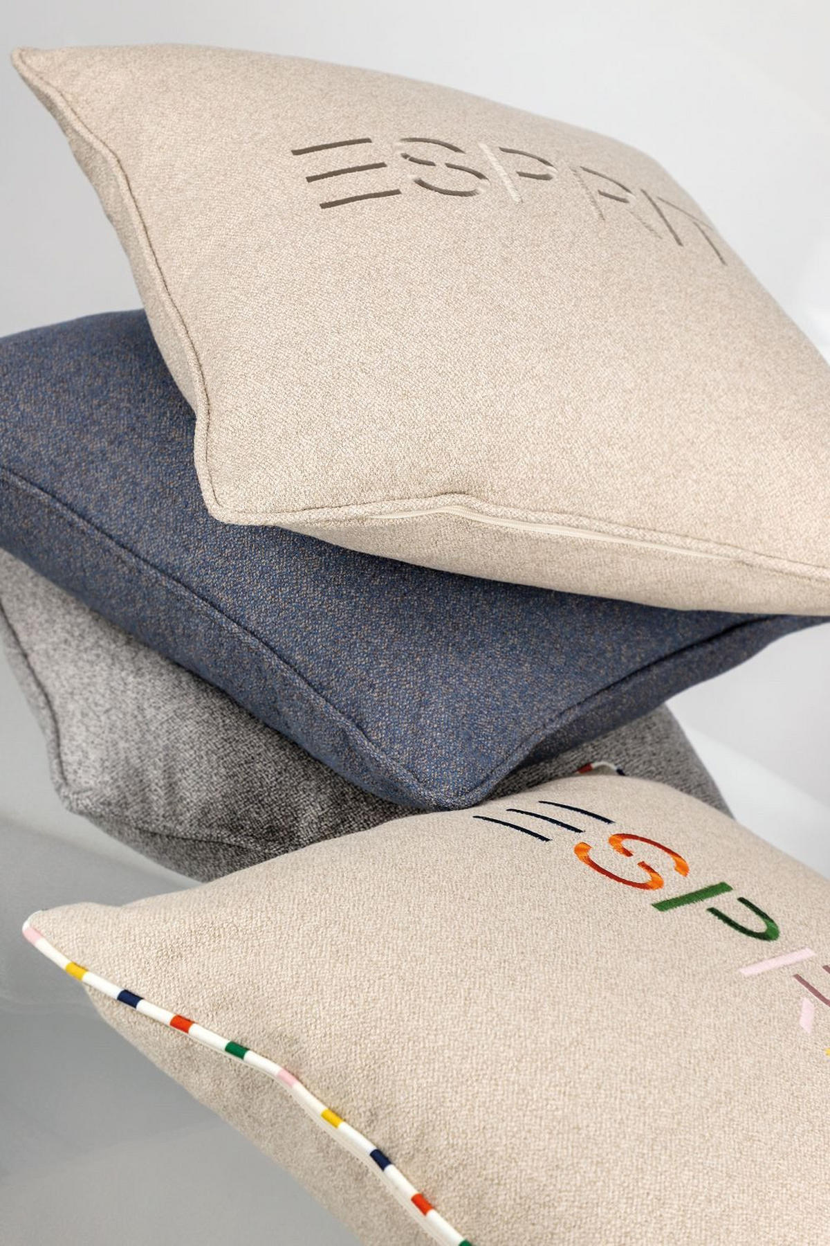 ZIERKISSENHÜLLE DEKOKISSENHÜLLE SIGNATURE - Multicolor, Textil (45/45cm) - Esprit