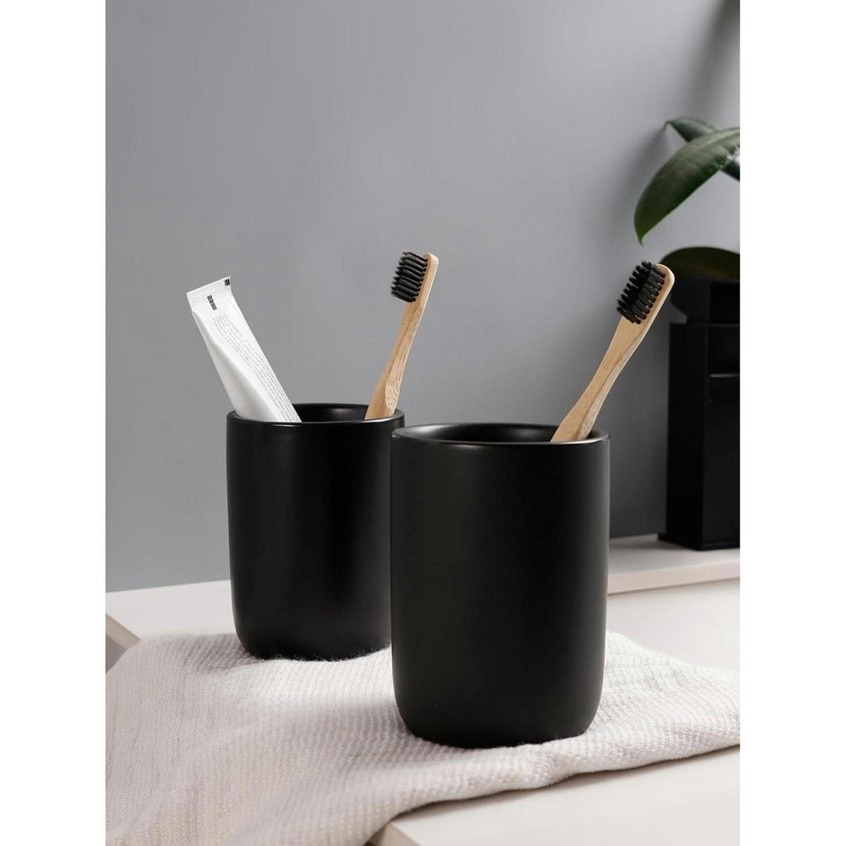 SEIFENSPENDER mit Zahnbürstenhalter Keramik Schwarz 350ml - Schwarz, Keramik (8/14/8cm)