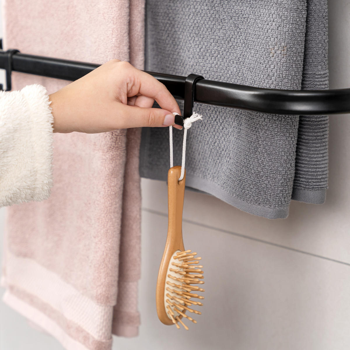 WAND-HANDTUCHHALTER 3 Stangen, schwarz - Schwarz, Metall (67.5/40/23cm) - bremermann