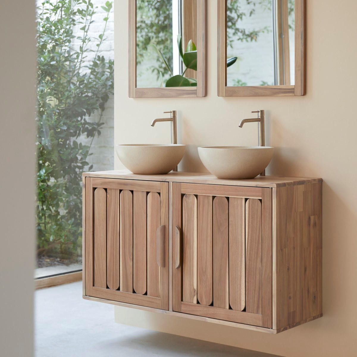 BADEZIMMERMÖBEL Lila Natur aus Akazie - Naturfarben, Holz (120/65/40cm) - Tikamoon
