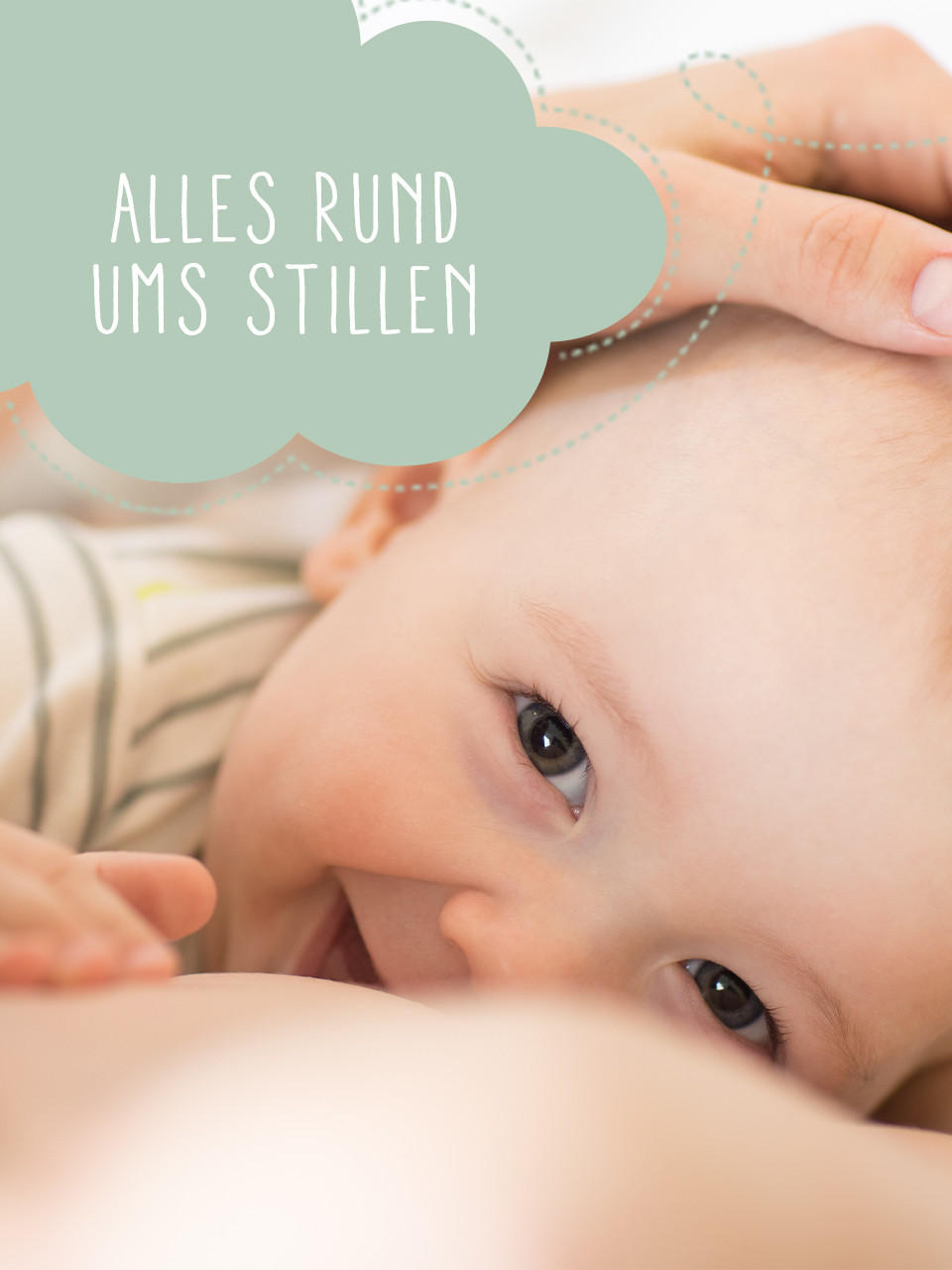 Baby bei Frau auf dem Arm und lacht