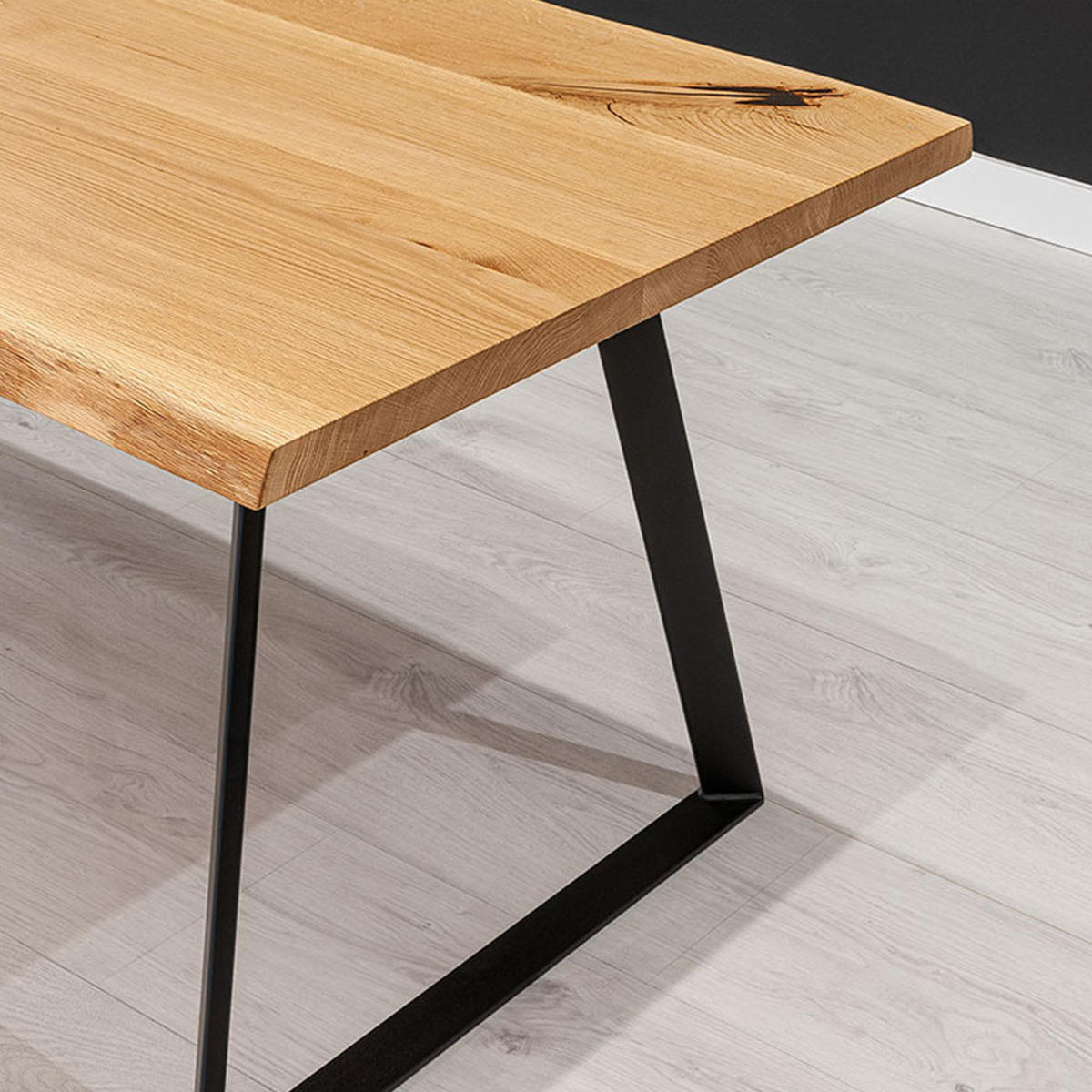 ESSTISCH Delta aus massivem Eichenholz 220x100 cm - Eichefarben/Schwarz, Holz/Metall (220/100/75cm) - Danzz