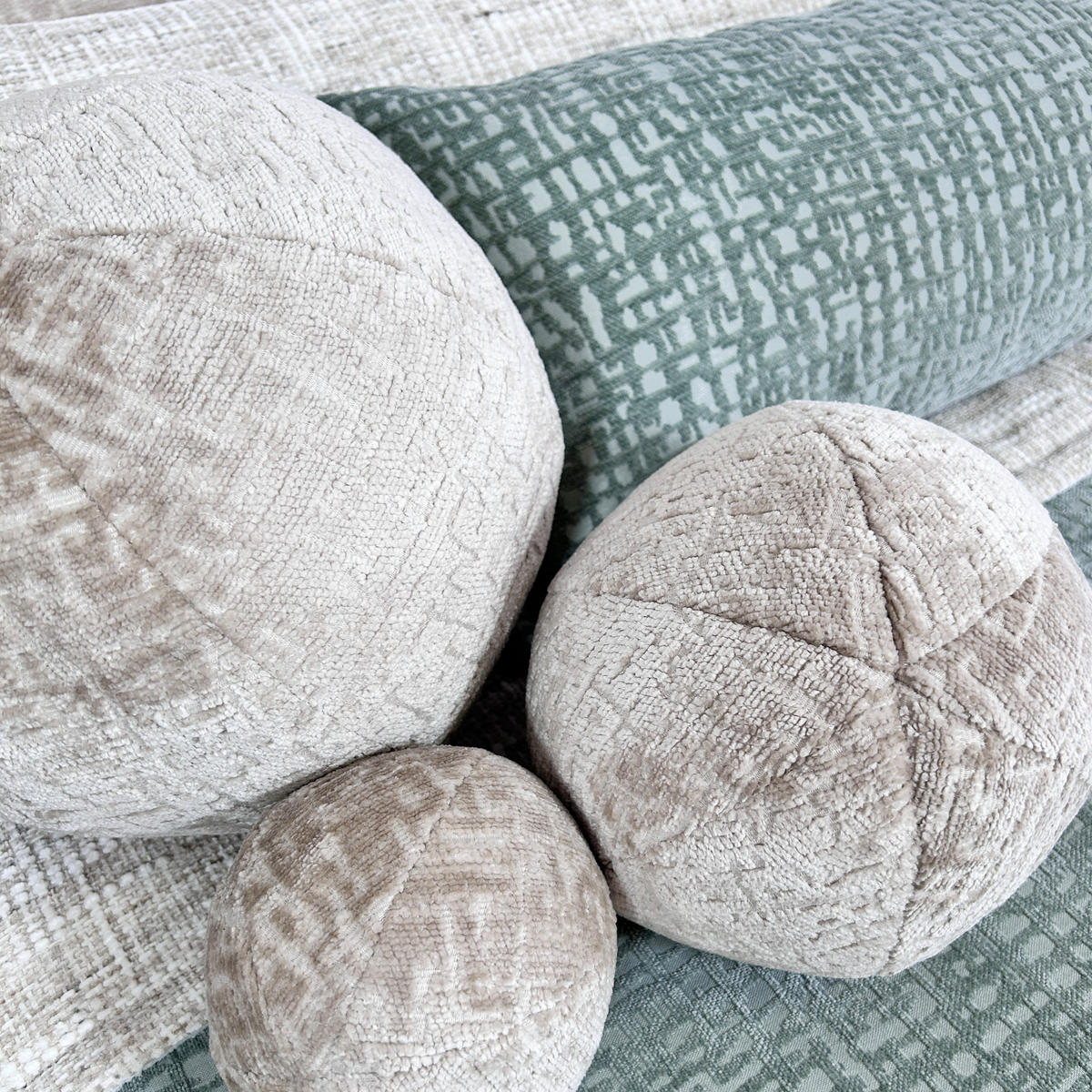 ZIERKISSSEN Happy Pill Beige 13 cm - Beige, Textil (13/13cm) - Maison de Reve
