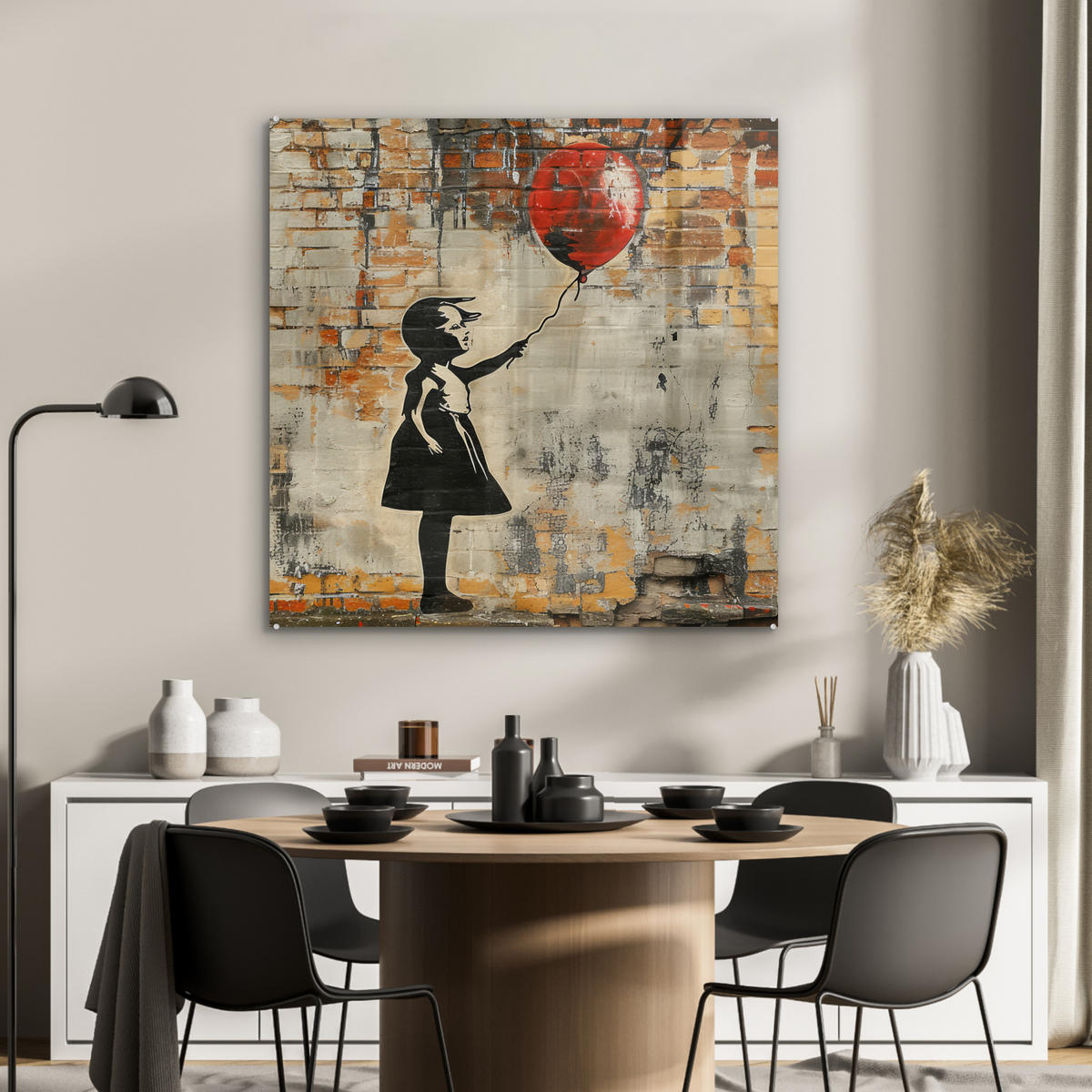 ACRYLGLASBILD Graffiti - Banksy - Mädchen - Straßenkunst 90x90 cm - Sandfarben, Glas (90/90cm) - MuchoWow