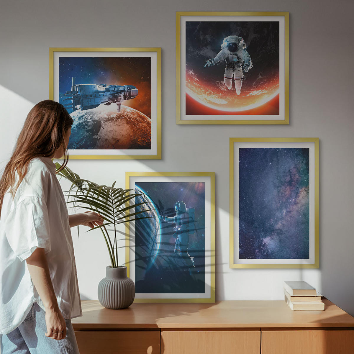 WANDBILDER 4er Set - 50x50 cm & 40x60 cm Goldrahmen - Weltraum-Astronauten-Sterne - Goldfarben, Kunststoff (50/50cm) - ArtPrintCave