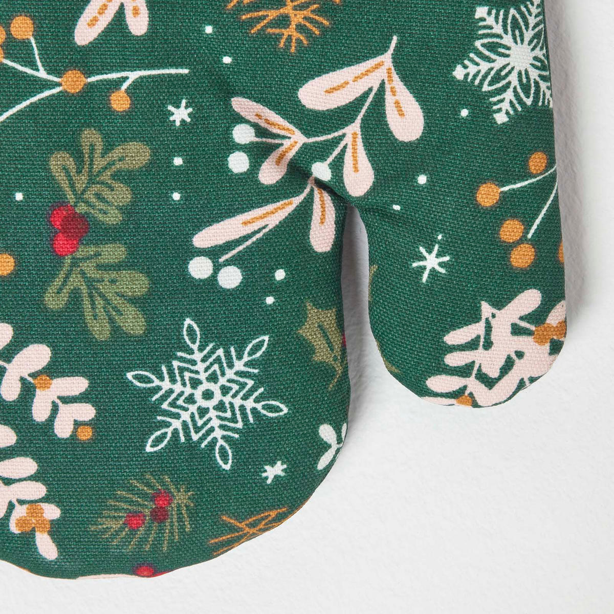 WEIHNACHTS-OFENHANDSCHUH Weihnachtswald, 18/32 cm - Grün, Textil (18/32cm) - Homescapes
