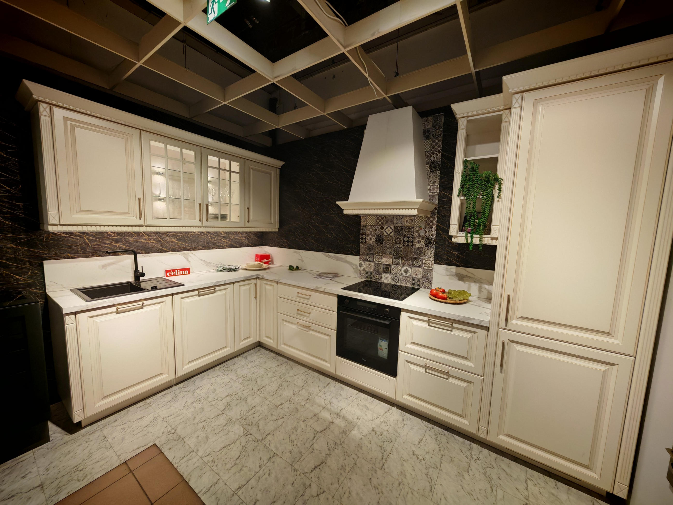 VGRADNA KUHINJA CASIMIR - Celina