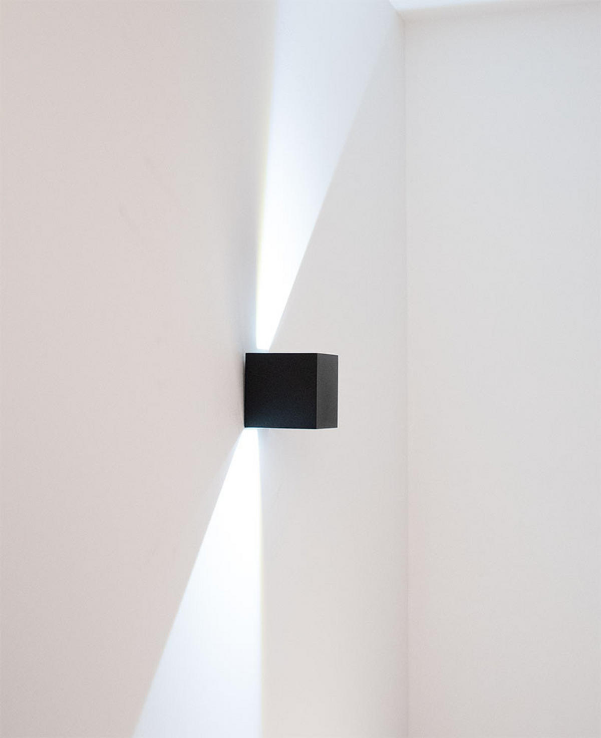 LED AUSSEN-WANDLEUCHTE Schwarz - Schwarz, Metall (10/10/10cm)