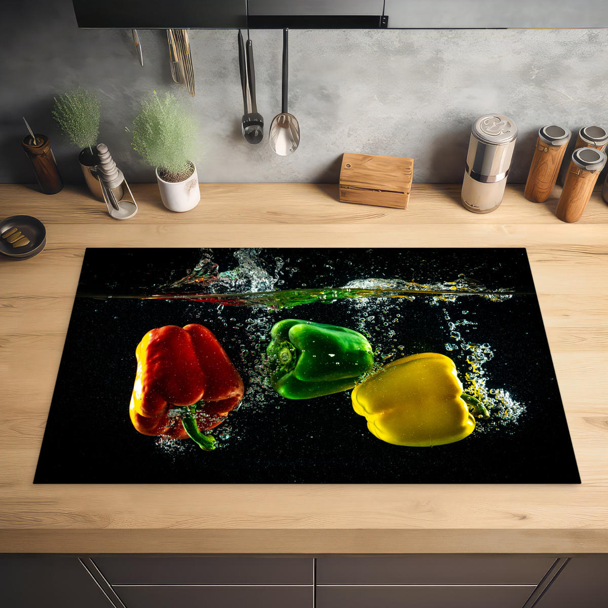HERDABDECKPLATTE Paprika - Gemüse - Wasser - Schwarz - Rot - Grün - Gelb Ceranfeldabdeckung 85x52 cm - Multicolor, Kunststoff (85/52/0.2cm) - MuchoWow