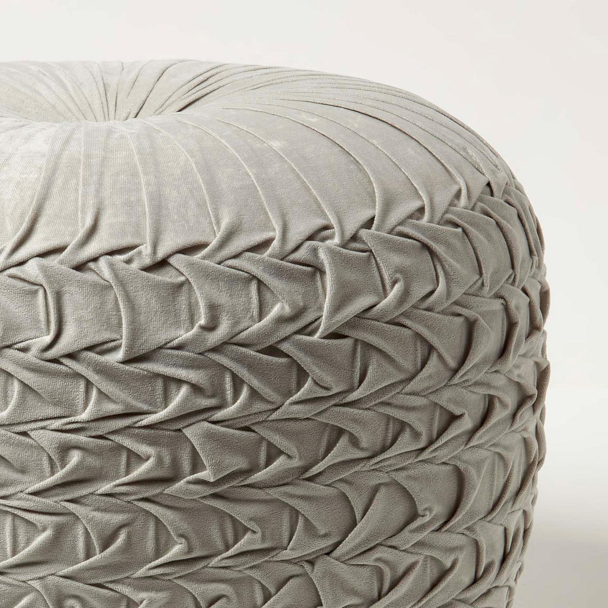 SAMT-POUF Grace grau, plissiert in Flechtoptik, 50/50/35 cm - Grau, Textil (50/35/50cm) - Homescapes