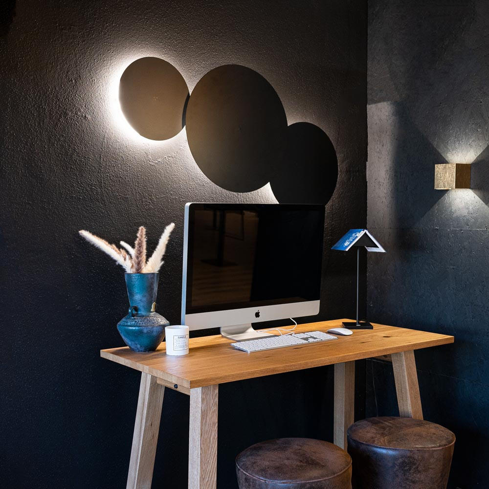s.luce Led-Wandlampe Schwarz 120x4.4x120 cm