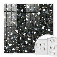 SCHLÜSSELBOX Weiß 30x30 cm – Türöffnung nach rechts - Stilvolles Mosaik - Schwarz, Metall (30/30/5cm) - TULUP