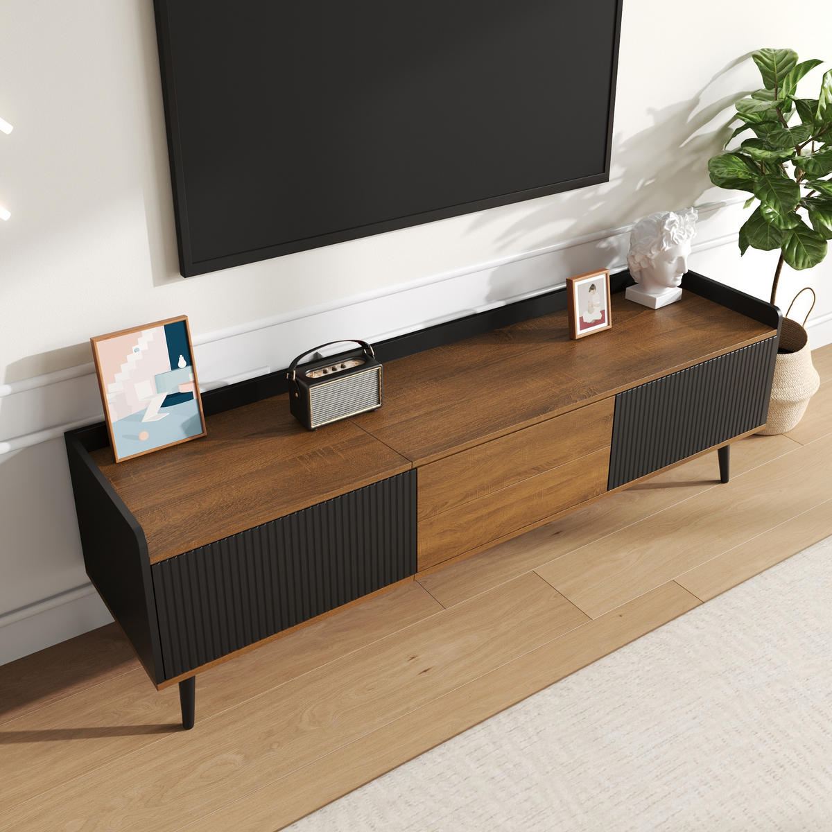 TV-SCHRANK 160/39/49,5 cm schwarz und natur E1 MDF mit dreitürigem Design - Schwarz, Holzwerkstoff (160/49.5/39cm) - OKWISH