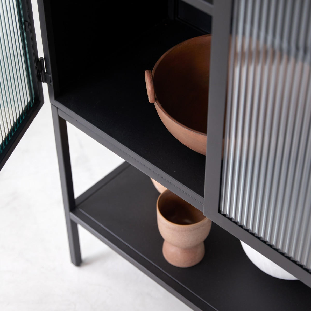 VITRINENSCHRANK Antonin Schwarz aus Metall - Schwarz, Metall (80/170/37cm) - Tikamoon