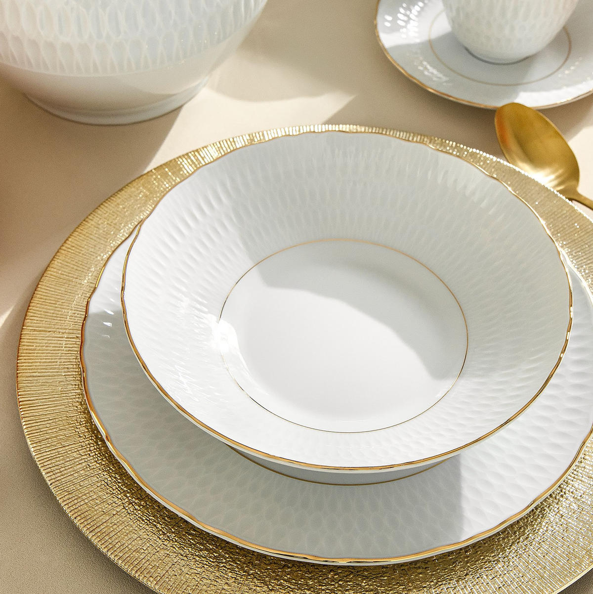 TELLER-SET SUPPENTELLER CMIELOW SOFIA 6-tlg aus Porzellan - Weiß, Keramik (22cm) - KONSIMO®