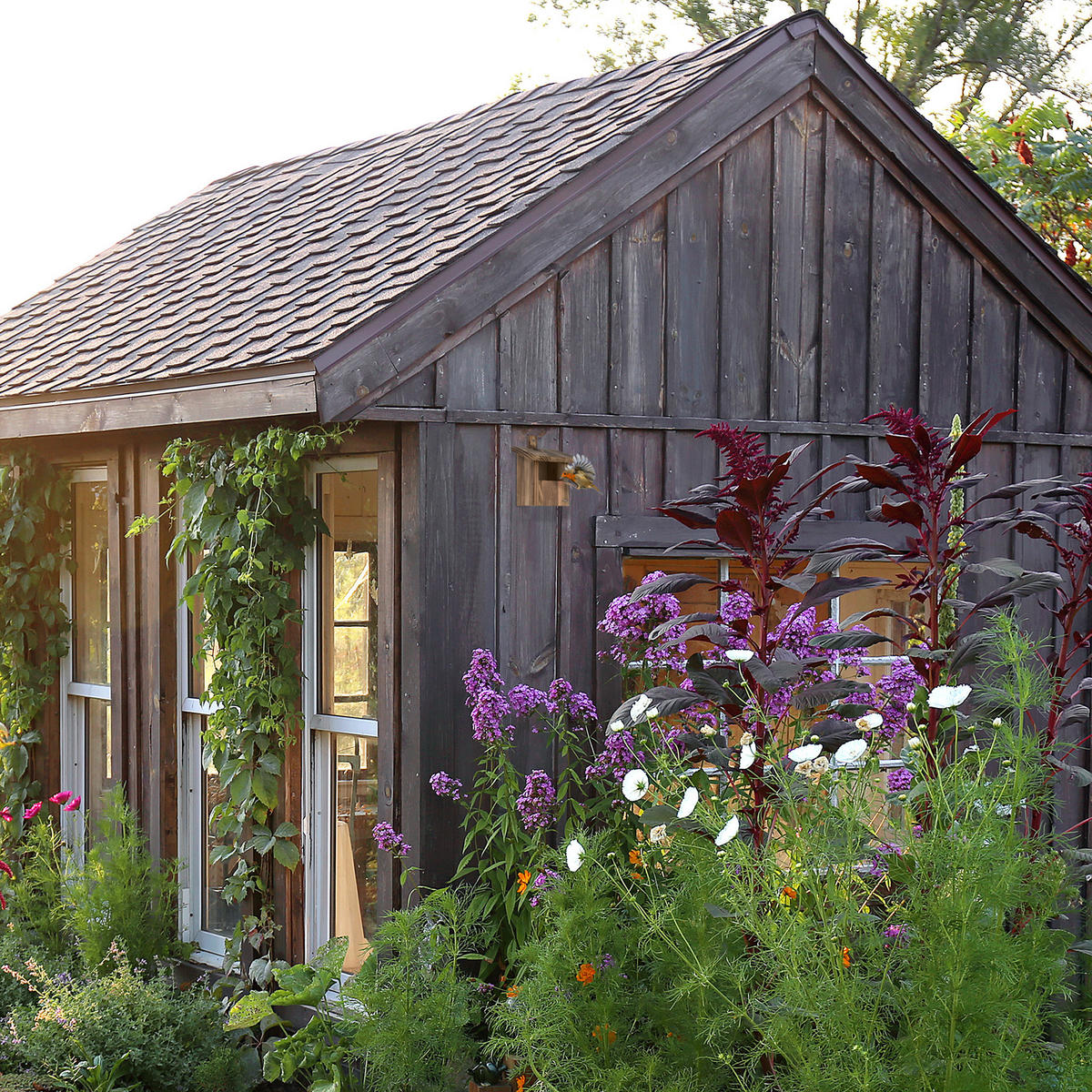 NISTKASTEN - Hellbraun, Holz (17/25/21.5cm) - Relaxdays