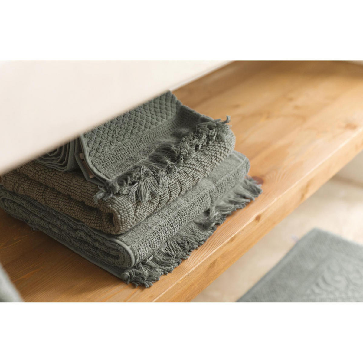 DUSCHTUCH Zoé thymian 70 x 140 cm - Olivgrün, Textil (70/140cm) - Vivaraise