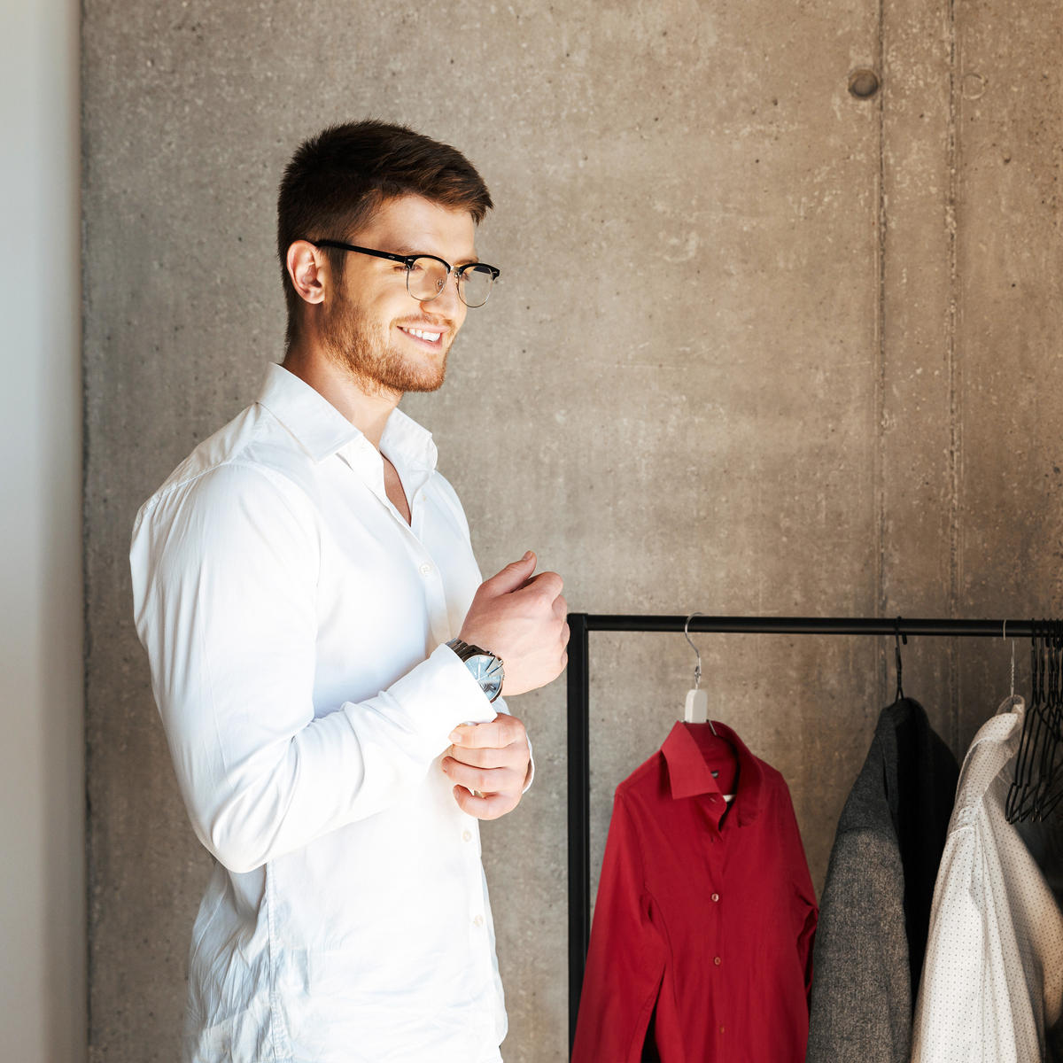 ÚSPORNÝ vešiak - biela, kov/drevo (2.5cm) - Relaxdays