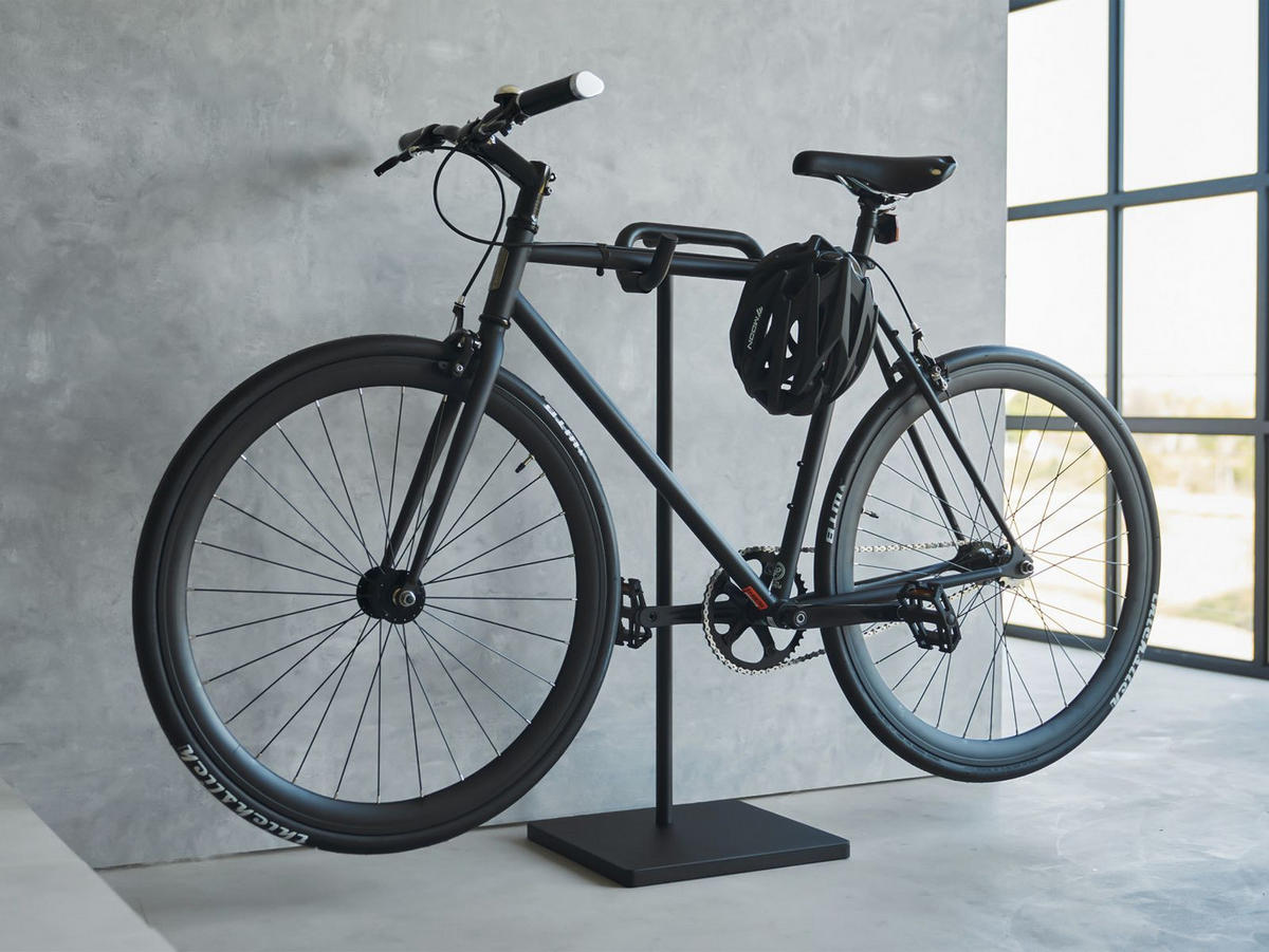 FAHRRAD-STÄNDER Tower schwarz 38/92/33 cm für die Wohnung - Schwarz, Metall (33/94/38cm) - Yamazaki
