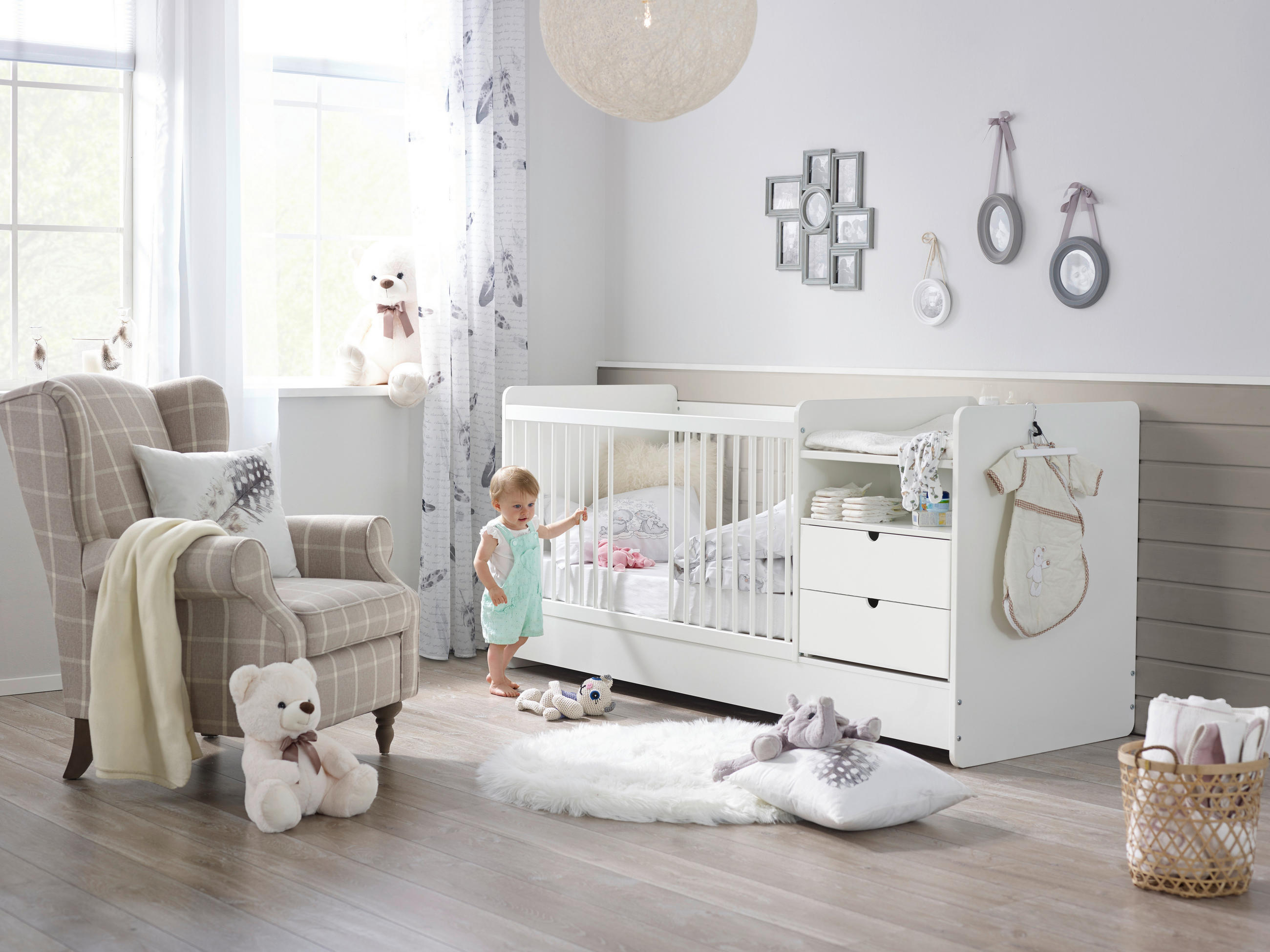 Posteljice i previjalne mize.jpeg