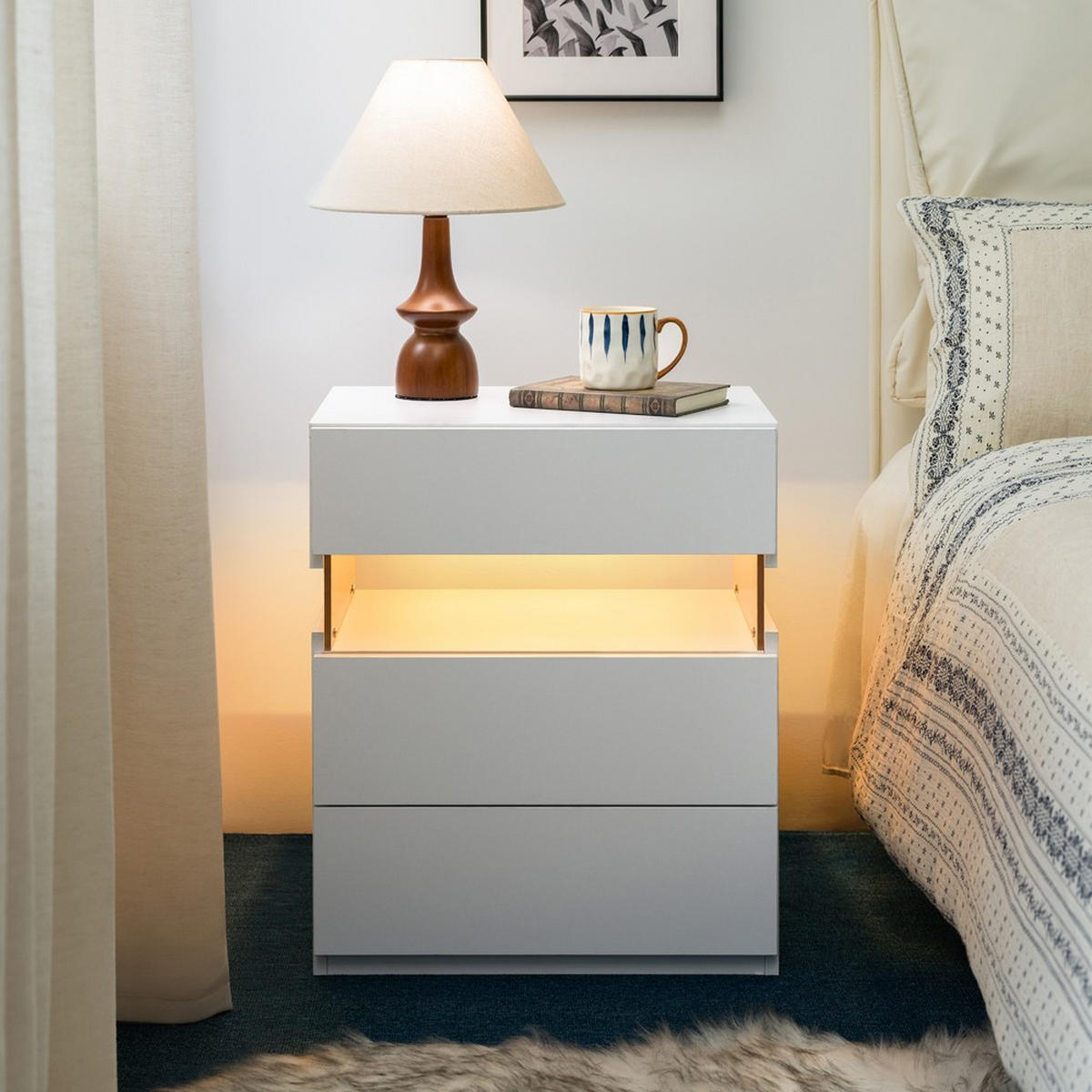 NACHTSCHRANK LED 3 Drawer Weiß - Weiß, Holzwerkstoff (38/61/48cm)