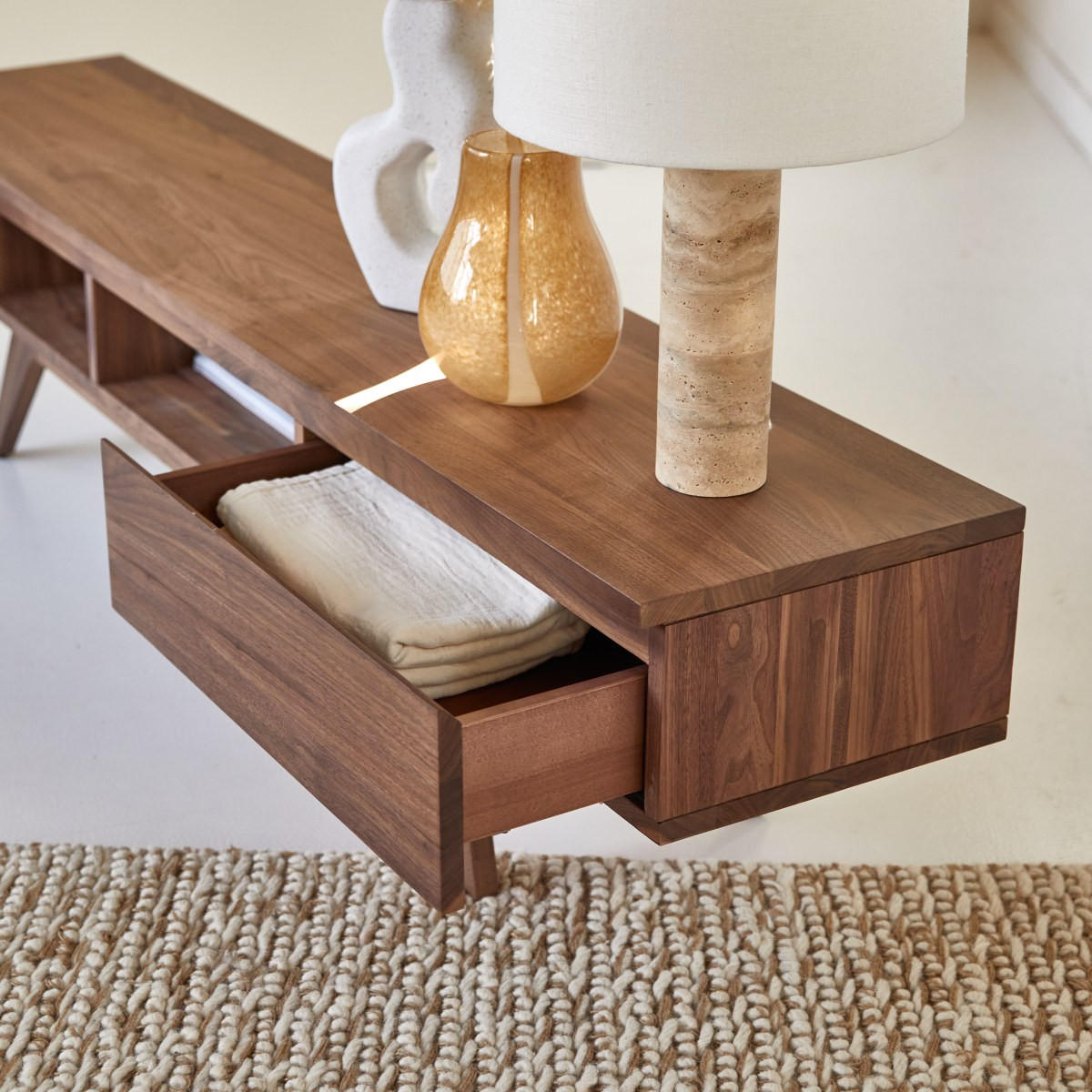 TV-SCHRANK Esmée Dunkelbraun aus Walnuss - Dunkelbraun, Holz (180/40/35cm) - Tikamoon