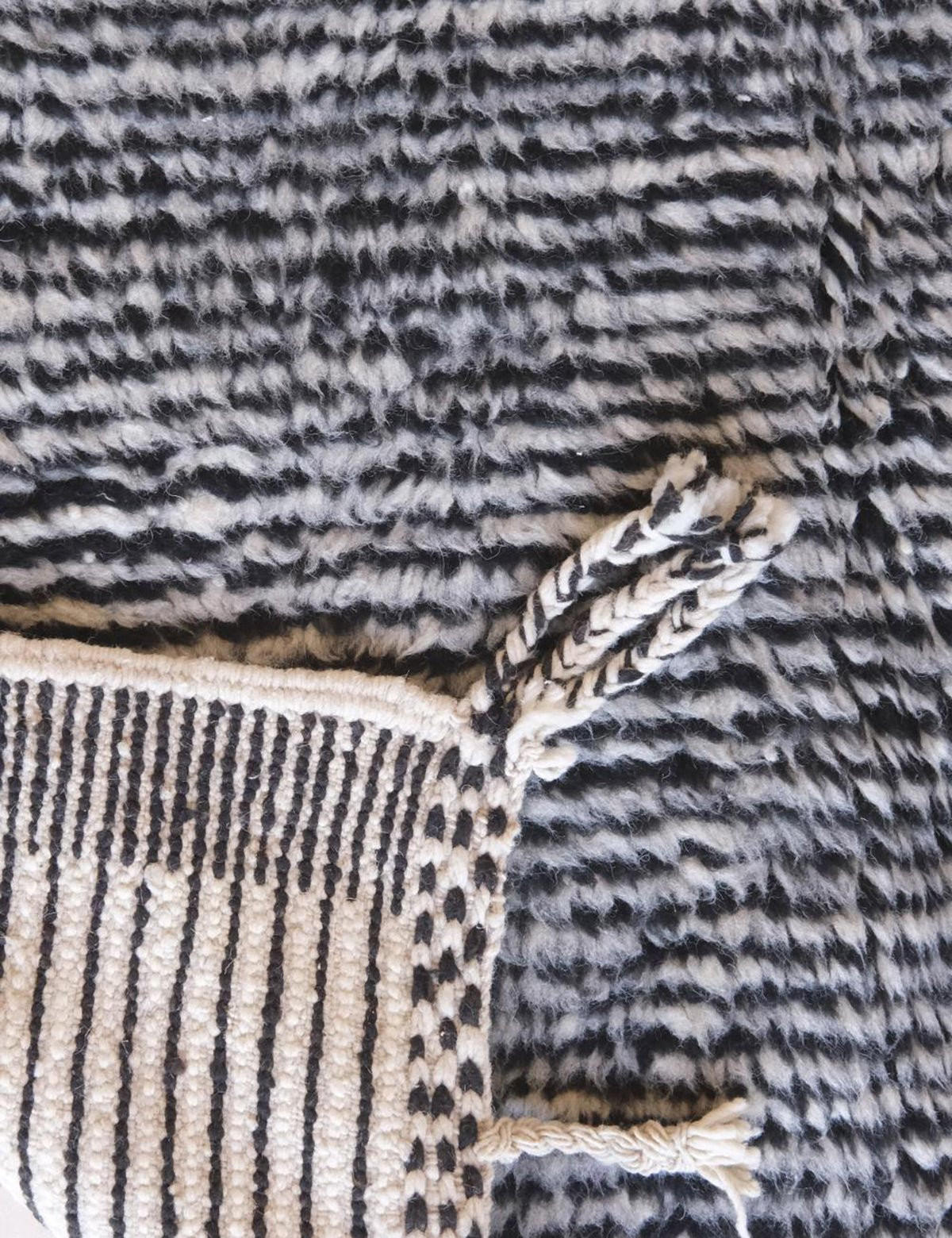 BERBERTEPPICH grafisch Wolle 119x 227 cm - Schwarz, Naturmaterialien (119/227cm) - AFK Living