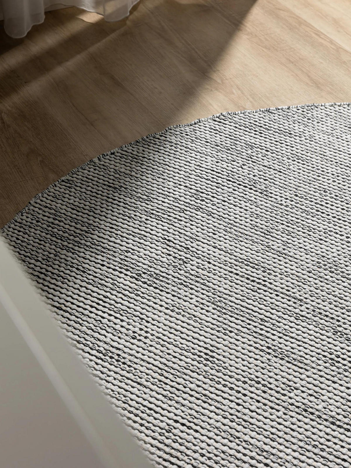 BAUMWOLLTEPPICH Ron handgewebt ø 240 cm rund - Schwarz, Naturmaterialien/Textil (240/240cm) - benuta