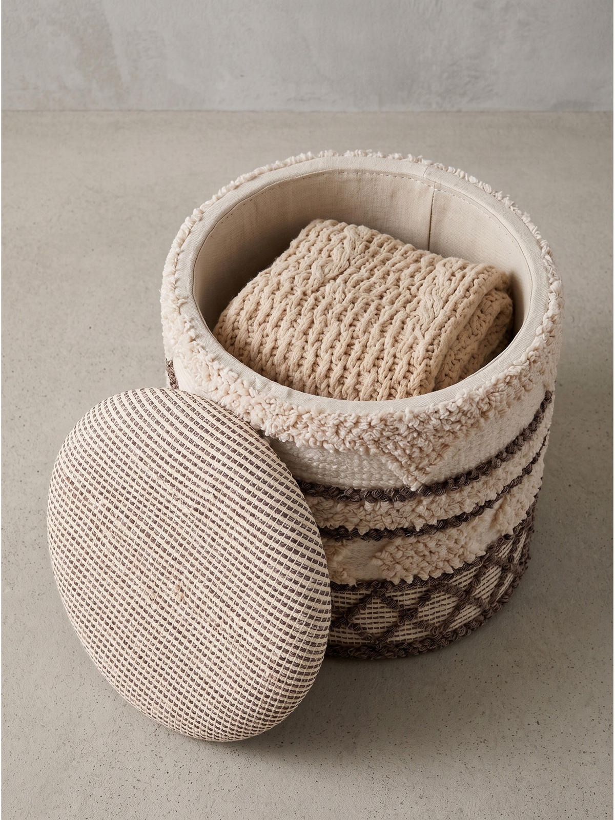 SITZHOCKER RHONE, Stoff, mit Textilbezug, mit Rauten, Beige-Braun, Ø 40 x 45 cm - Beige, Textil (40/45/40cm) - KADIMA DESIGN