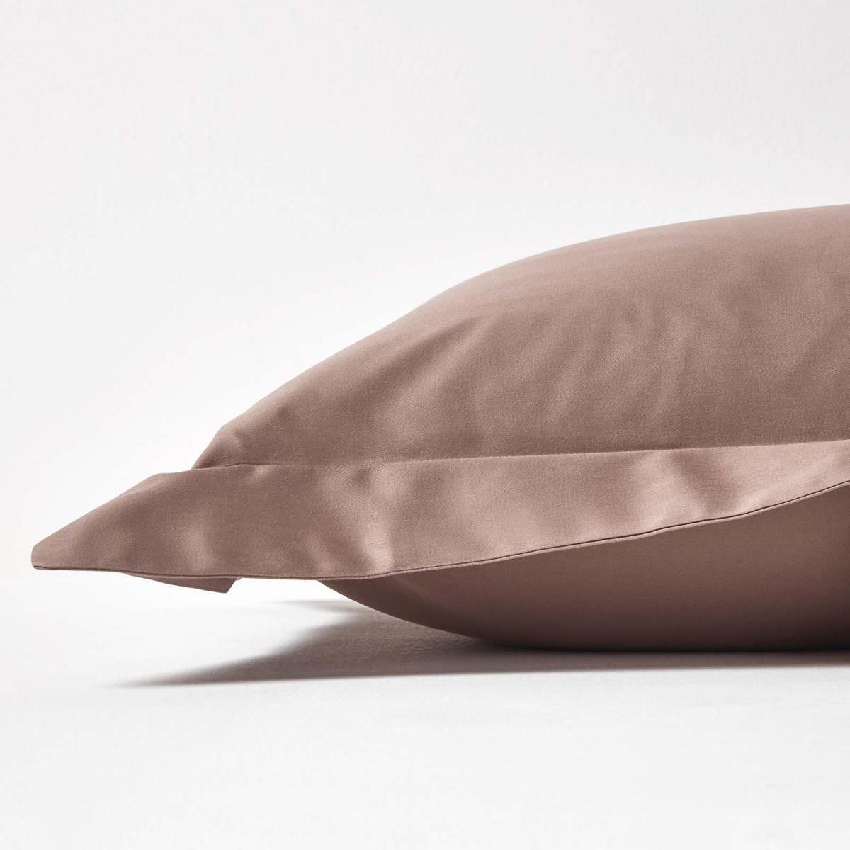 BIO-KISSENBEZUG Satin mit Stehsaum, Fadendichte 400 - Braun, Textil (48/74cm) - Homescapes