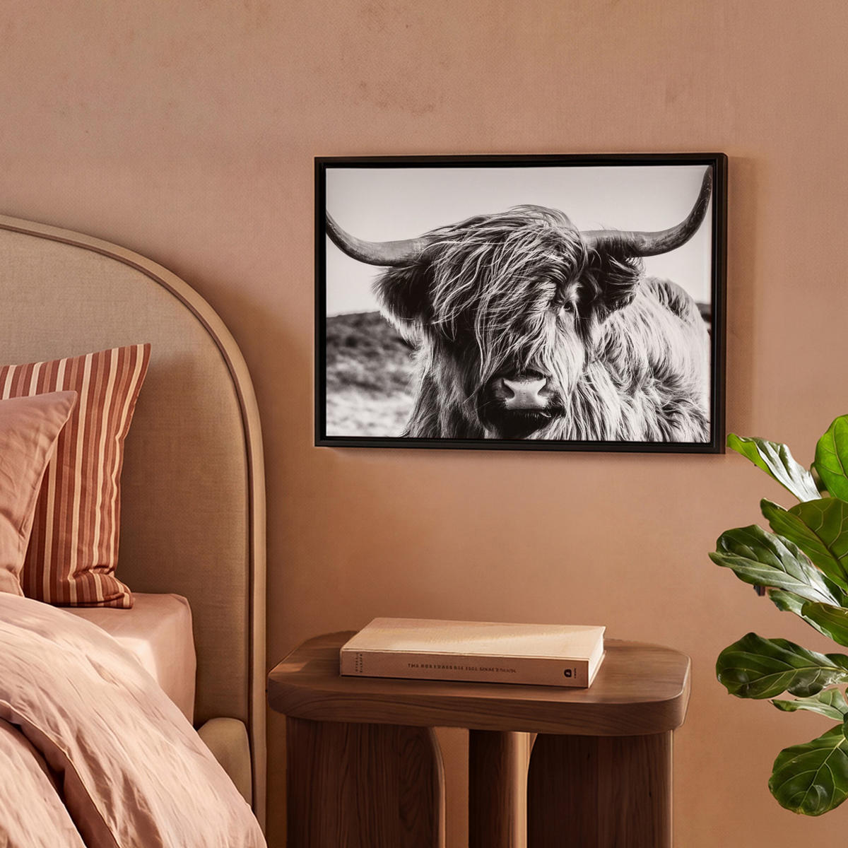 LEINWAND Bilder mit Rahmen - Kuh - Schottischer Hochländer - Schwarz - Weiß - Tier - Natur - Wildtiere - 40x30 - Schwarz, Textil (40/30cm) - MuchoWow