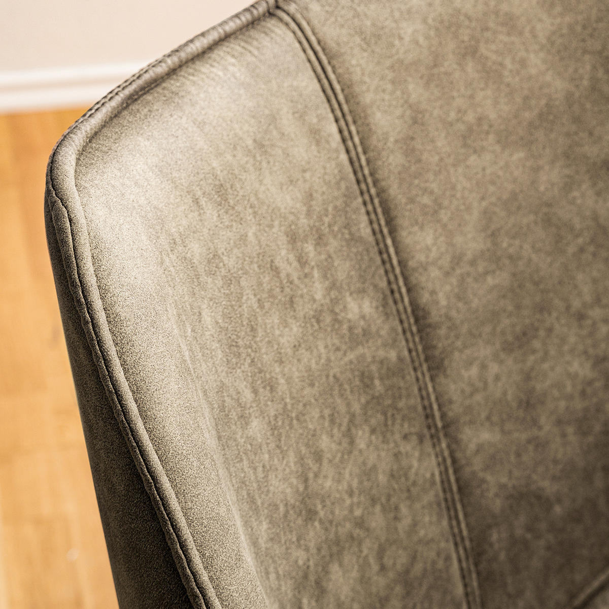 ARMLEHNENSTUHL - Microfaser / Eiche massiv - Beige, Textil (70/81/64cm) - home24