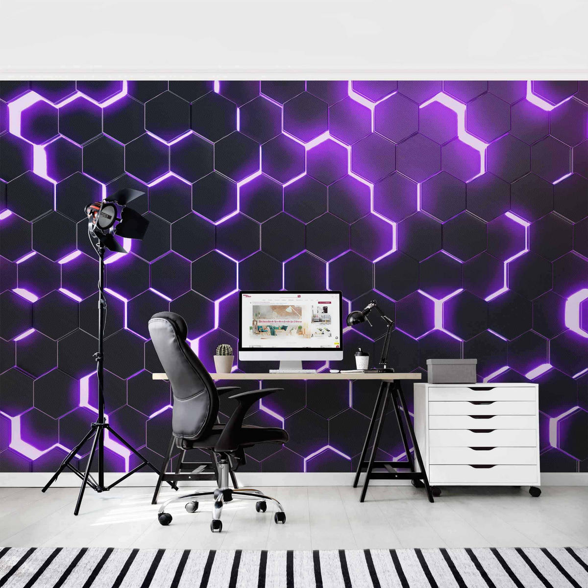 FOTOTAPETE Strukturierte Hexagone mit Neonlicht in Lila 384/255 cm - Schwarz, Papier (384/255cm) - Bilderwelten