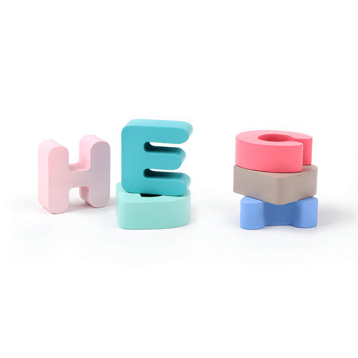 HOLZSPIELZEUG Buchstaben - Multicolor, Holz (30/30cm)