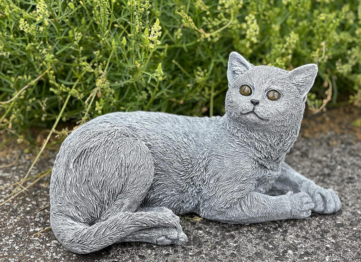 STEINFIGUR Katze Lotti liegend frostfest Steinguss - Grau, Stein (34/18/18cm) - stoneandstyle