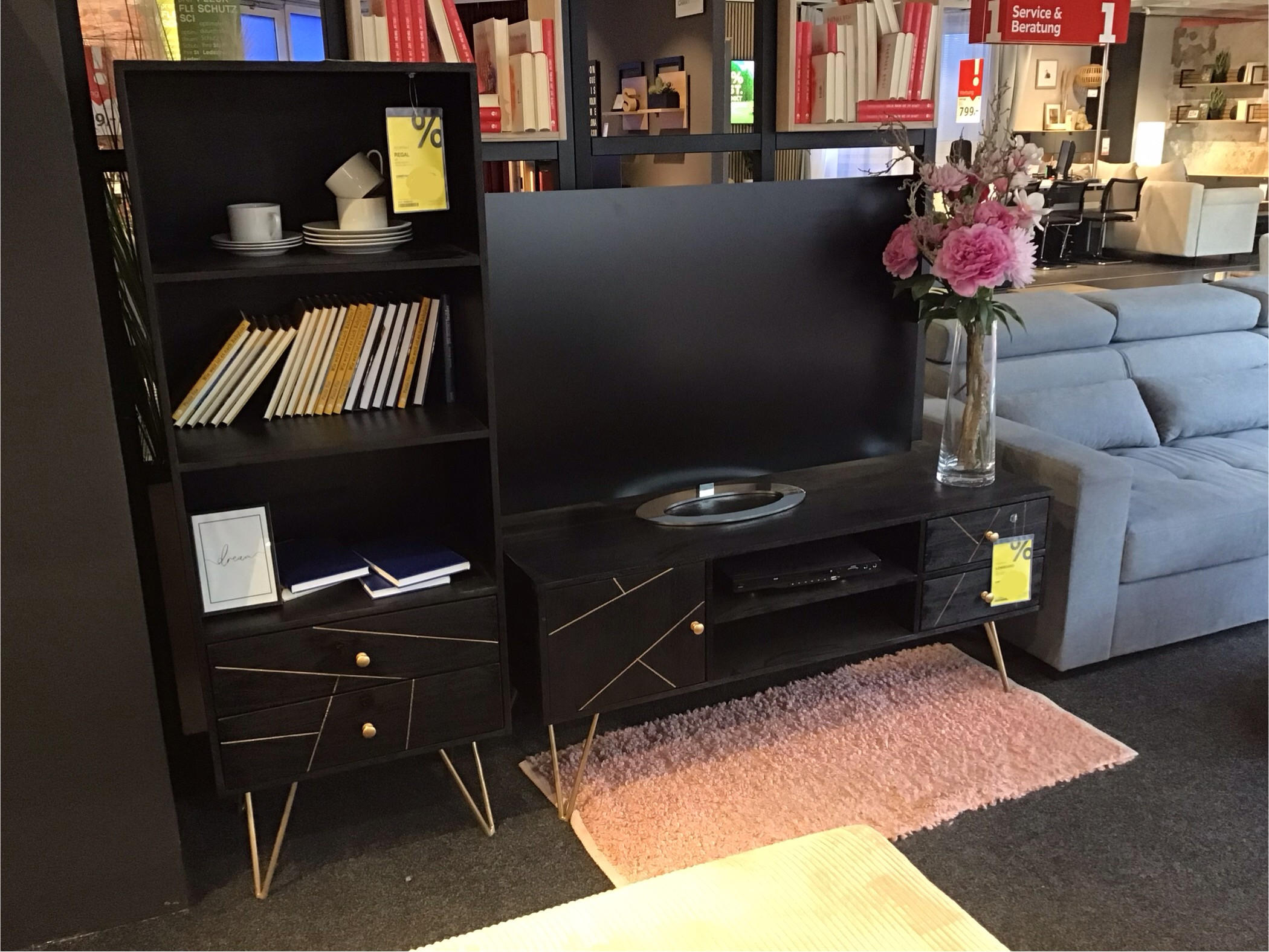 SIDEBOARD & REGAL FIN - Carryhome