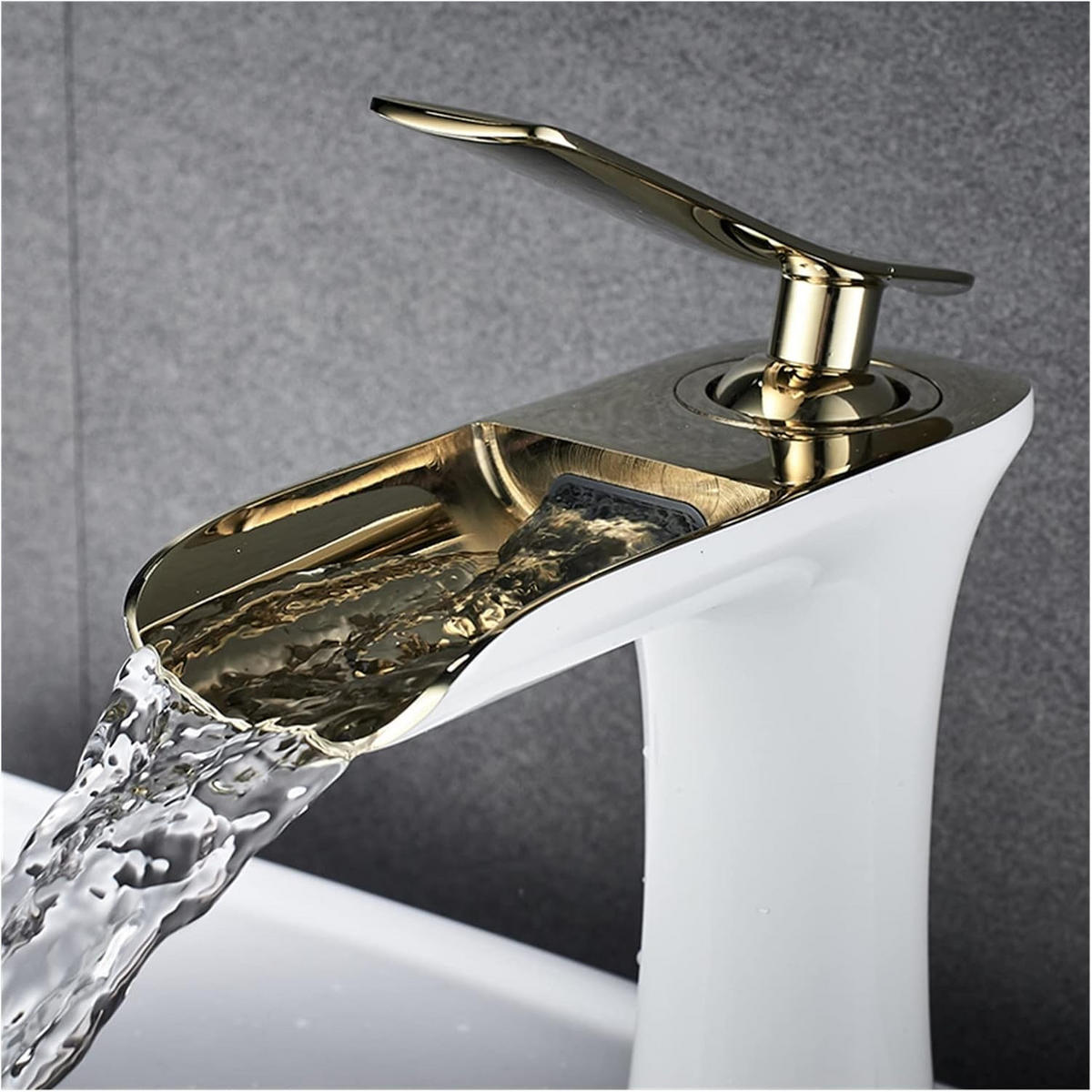 BADEZIMMERARMATUR, 28 cm hoch, goldfarbener Antik-Stil. - Goldfarben, Metall (40.87/7.8/25.8cm) - Vallsero