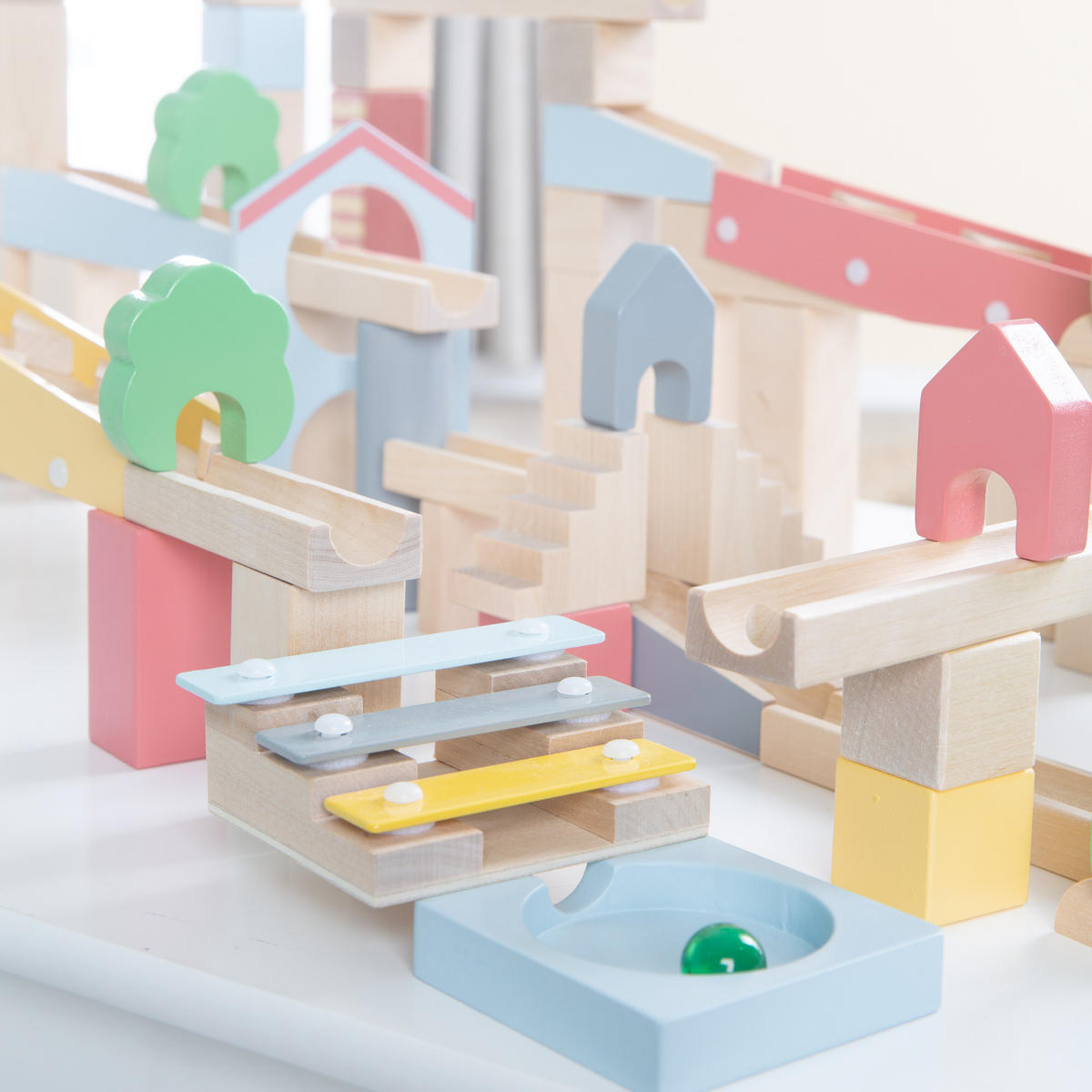 KUGELBAHN 80-teilig - Multicolor, Holz (60/40cm) - Roba